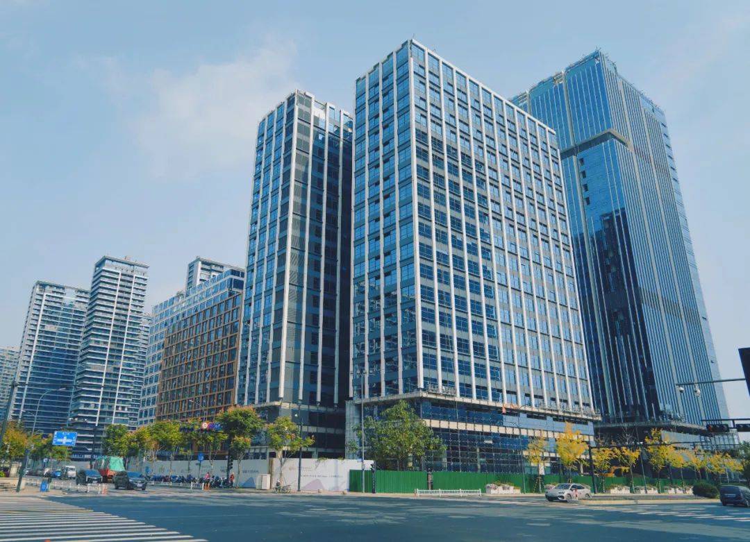 售楼部杭州临安新天地滨湖天地售楼处电话位置全新房源信息来电预约