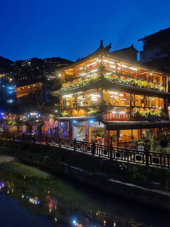 去贵州梵净山游玩5天费用大概多少梵净山五日游多少钱