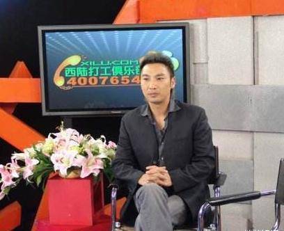 他一夜爆红,因"耍大牌"被砍掉下巴缝130针,今卖马桶为生_陈少华_张