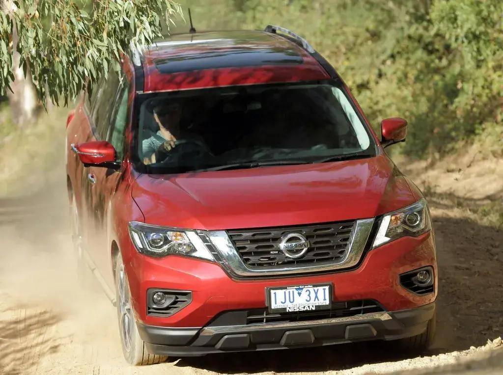 诚然,第四代车型采用了与贵士,楼兰,甚至是altima,maxima相同的ff-l