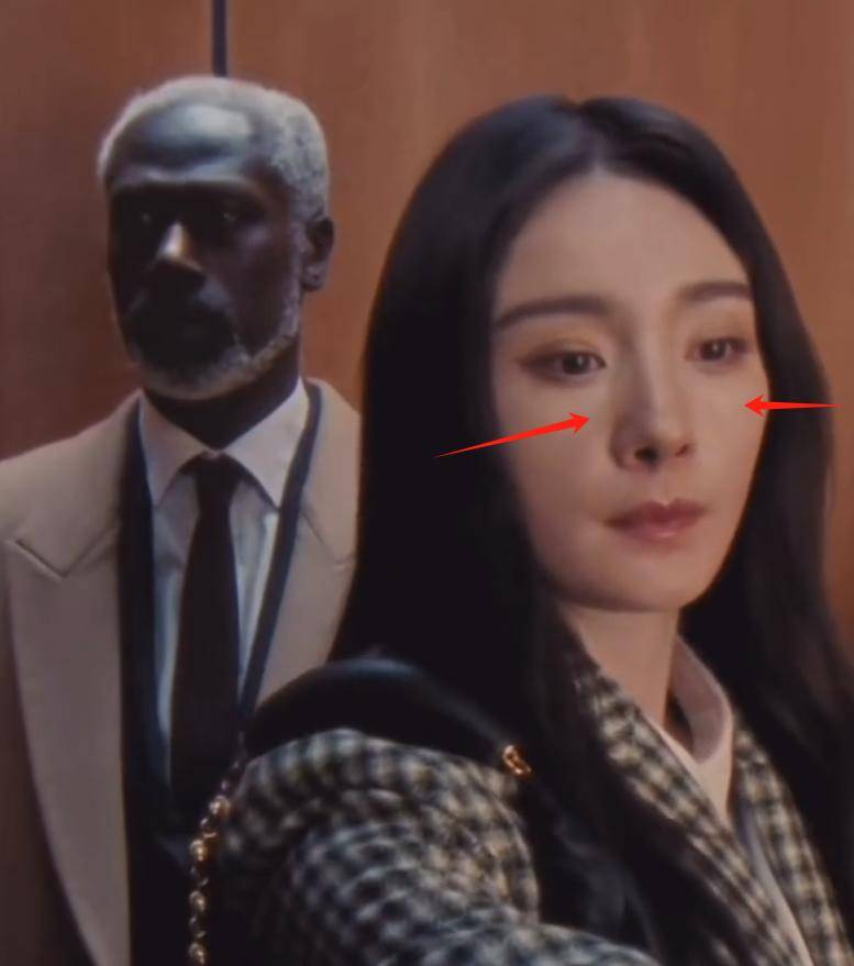 原创全是虐点杨幂奢牌广告遭差评失去滤镜状态尴尬演技也被嘲