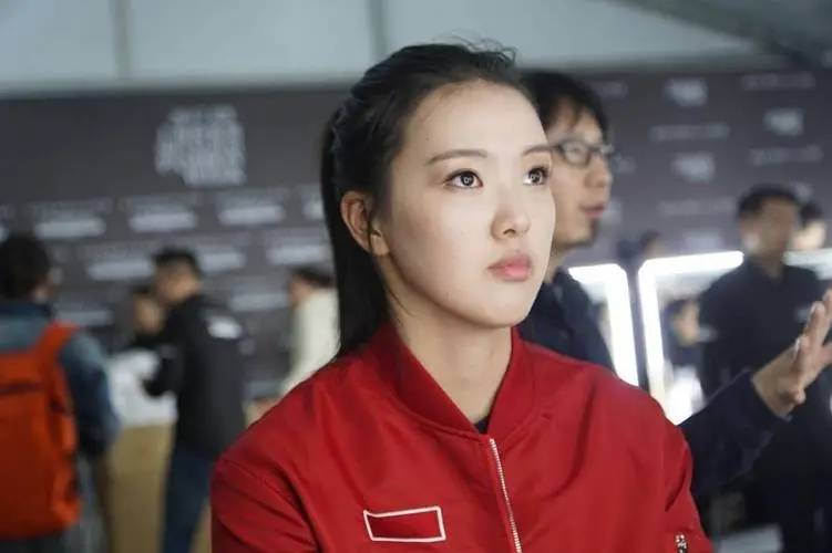 张常宁既可以打主攻也可以打接应增加了夺冠的概率