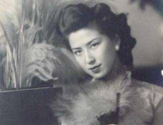 原创原配不育只能领养丈夫与义女生子苦苦挽留她此生不必再见