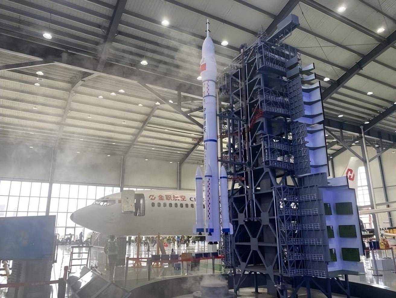 遨游太空探秘宇宙趣味少年团带领孩子们感受航空航天的魅力