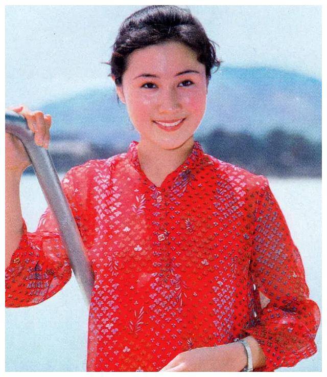 原创少林寺女主角丁岚两次婚姻两次分离60岁的人生惊艳不已