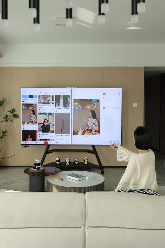 引领大屏电视交互创新华为智慧屏v5系列75英寸awe2024正式预售