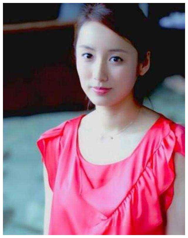 胡歌梦中情人,火锅引来高富帅,17天甜蜜递戒指_吕一_泳辰_婚姻