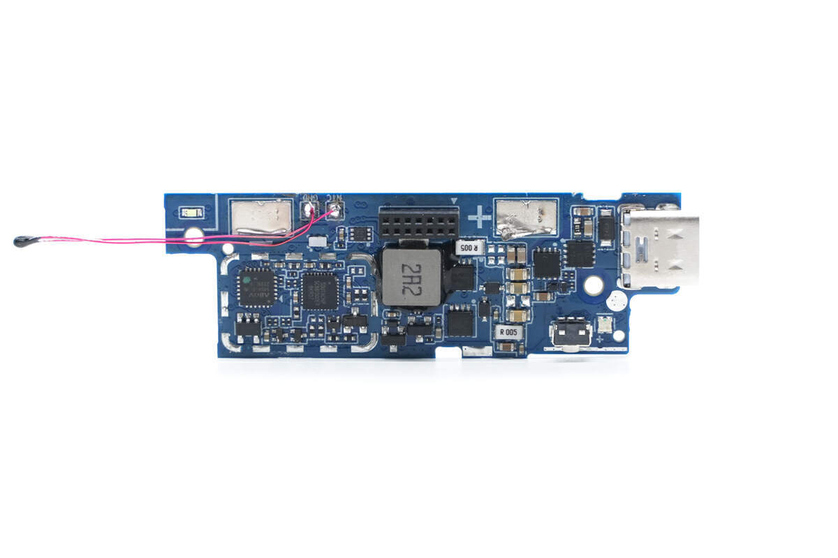 支持iphone1515w无线充小米磁吸充电宝2拆解