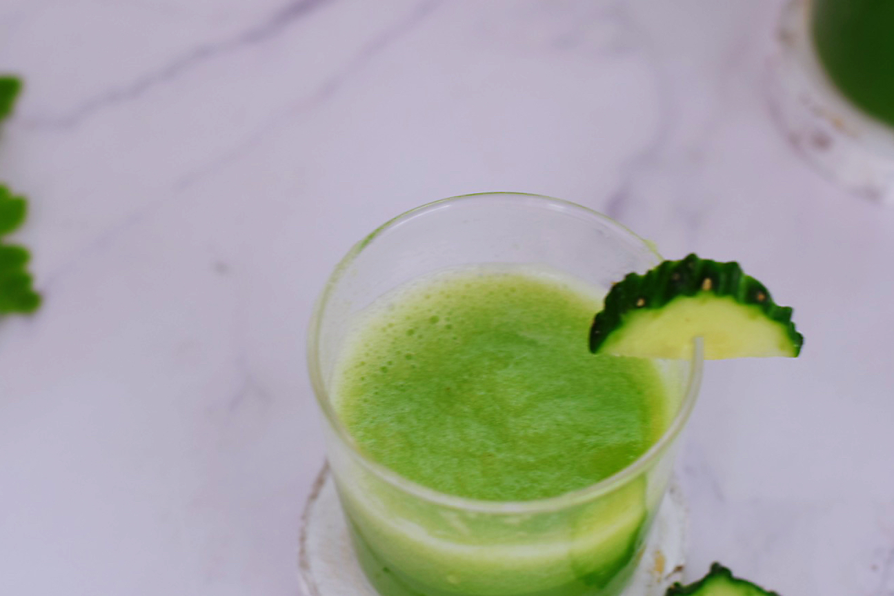 原创吃多了感觉肚子油腻来一杯果蔬汁助你解油腻还能排毒减肥