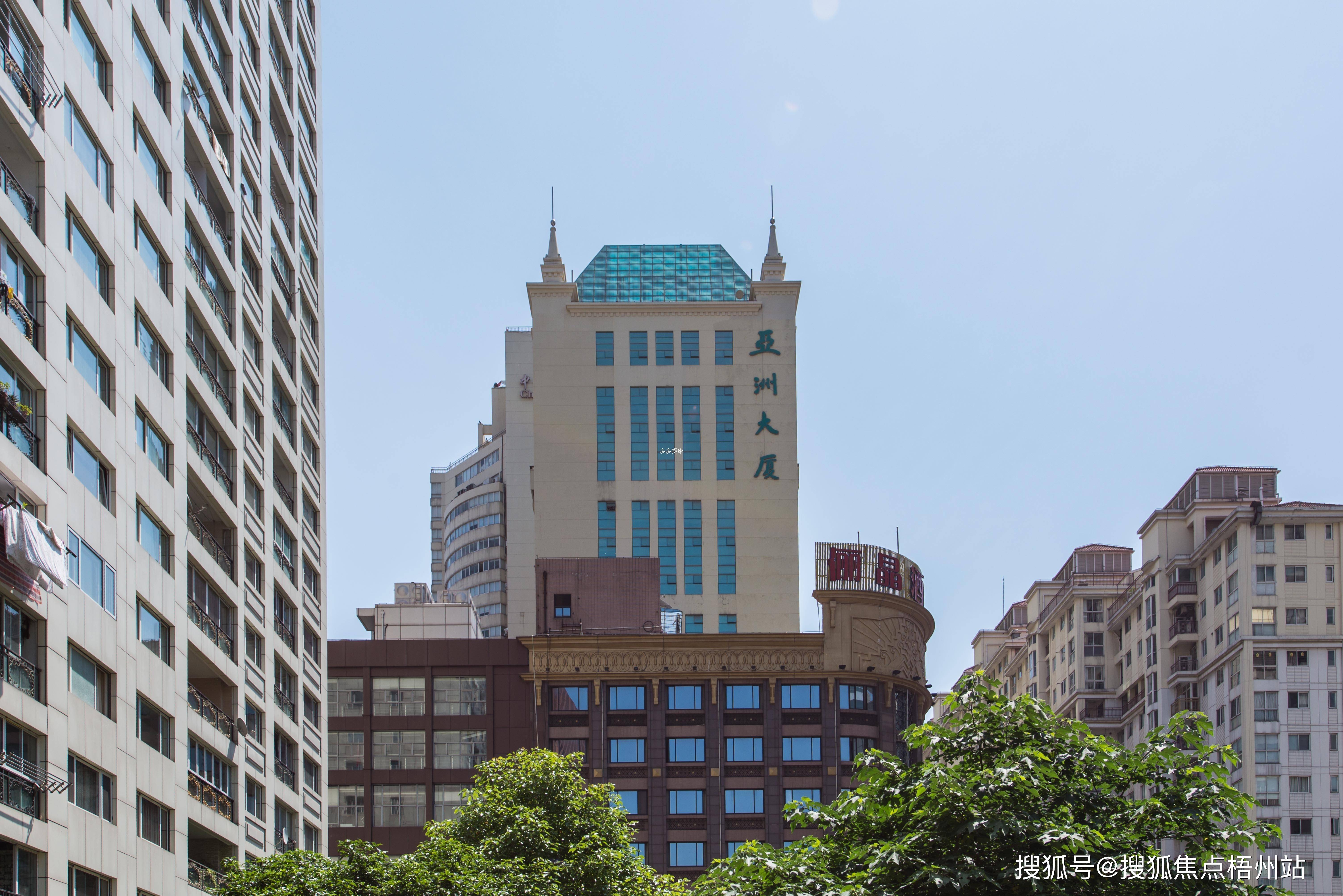 上海亚洲大厦联合办公租120人工位精装修交通便利可注册