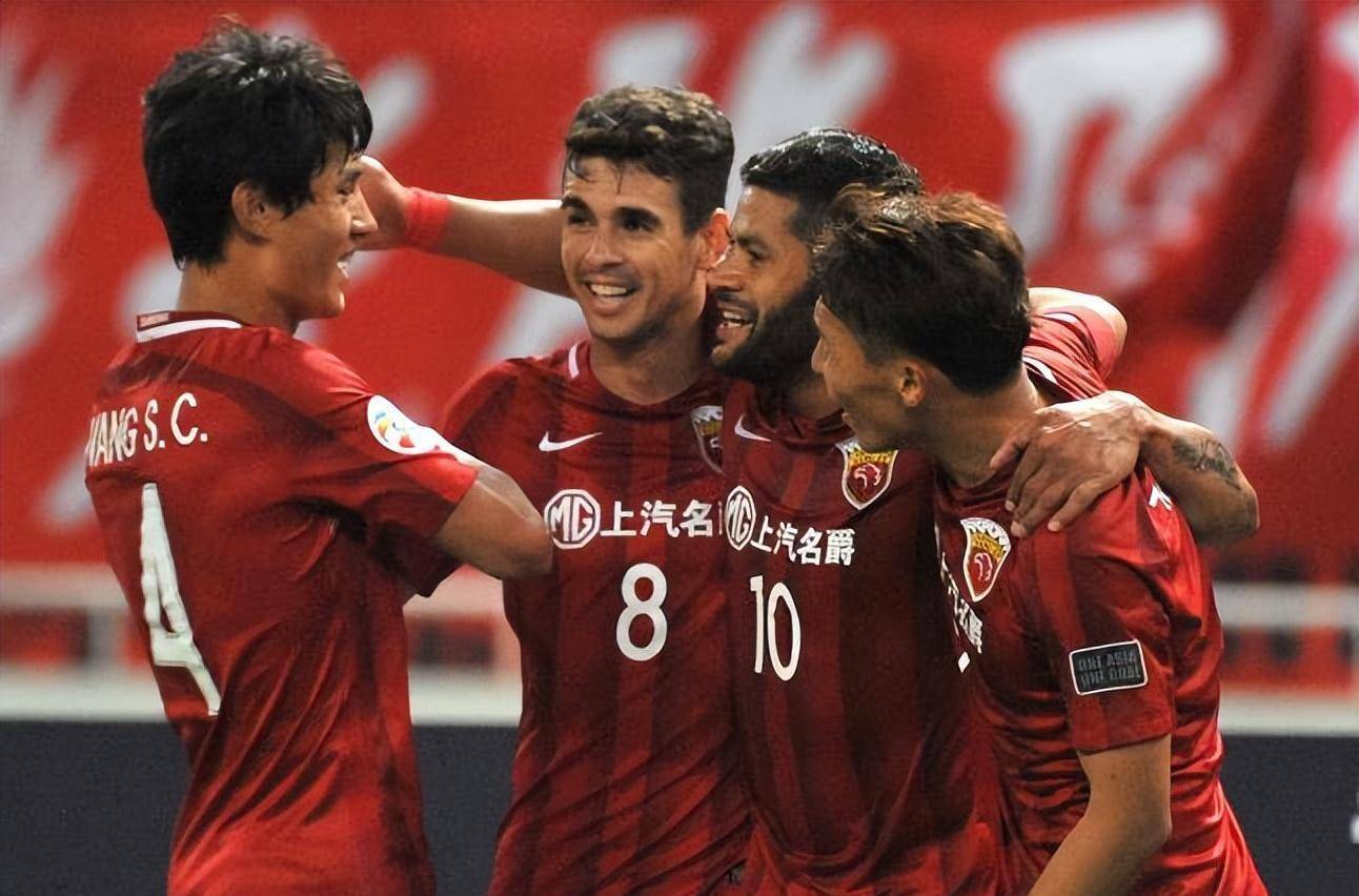 上港锋霸高估自己了!原以为离队能踢中超主力,结果沦落业余联赛_李浩