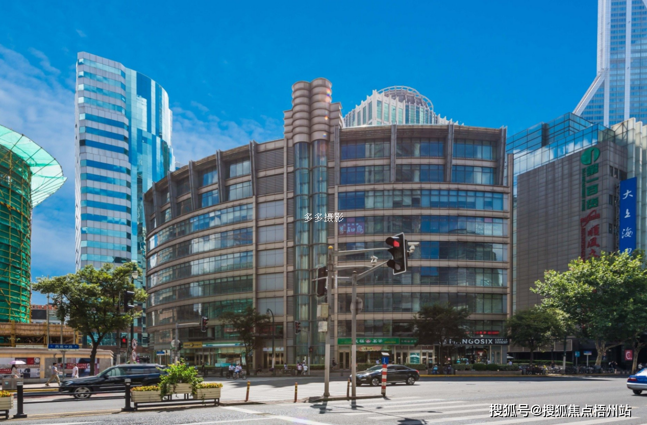 上海思源商厦办公联合办公租120人工位精装修交通便利可注册