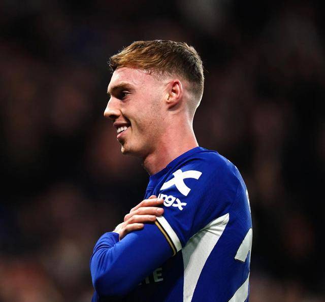 原创切尔西新秀帕尔默蓝桥显身手