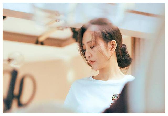 王鸥珍稀露面录综艺暴露孕波包裹婆家指责生女风波