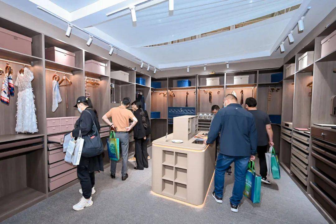 官宣青岛国际家具展平行展齐鲁设计嘉年华全新启航五月绽放