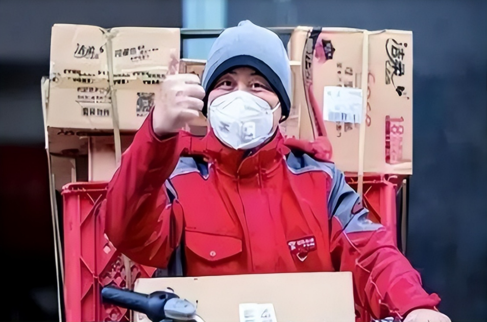 京东物流001号员工退休早已买车买房刘强东兑现5年买房的诺言