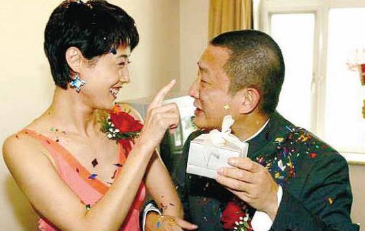 五婚娶刘蓓不忠诚小宋佳,这个名导如今过的怎么样_张黎_杨雪_电影