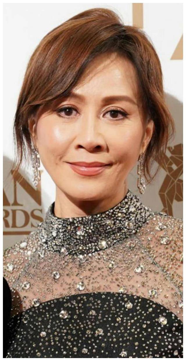 孙俪41岁换发型颜值狂飙活动生图太美气质犹如豪门阔太