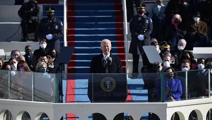 全世界都在关心美国大哥换届我却关心那辆最新的总统座驾