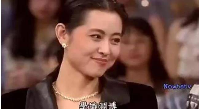 原创名导太太御夫有术一位隐忍多年两位踢走原配剩下的忍中带狠