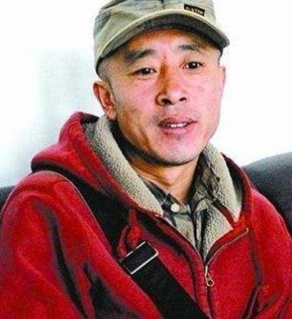 创作者
            周英杰首先需要非常感谢的“恶棍”，才上场几秒钟，就帮他几百块几百万电影票房(图5)