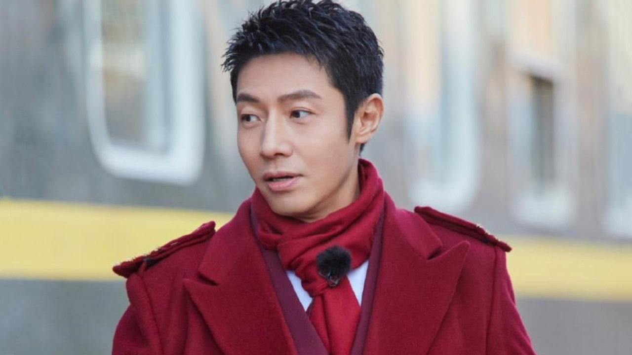 原创撒贝宁带龙凤胎出行照片曝光引发热议网友这奶爸当得太拼了