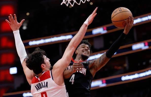 火箭新星杰伦格林惊天大爆发战胜奇才助球队连胜_胜利_比赛_战绩