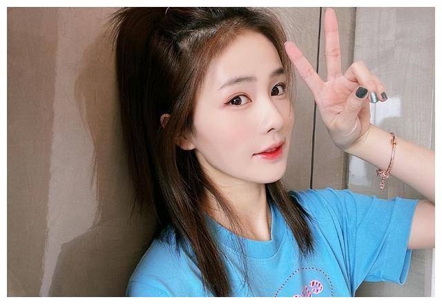 白鹿参加品牌晚宴,精修图与现场图相差明显,普女名誉不冤_形象_时尚_