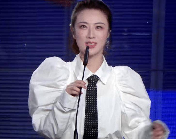 《创造营》官宣特邀嘉宾,何炅孟美岐在其中,"带货一姐"却被小看_薇娅