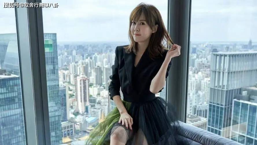 原创李金铭陷入知三当三风波网友男的不是首富这科学吗合理吗