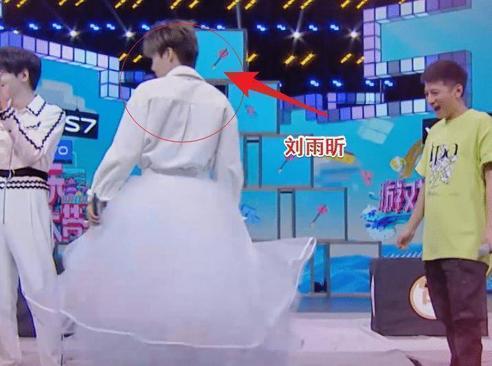 the9走后蔡徐坤登场,看清同台嘉宾我追了_baby_杨颖_节目