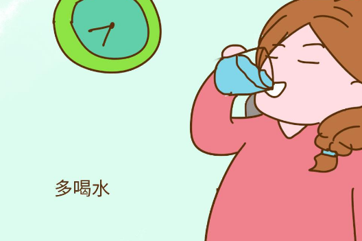 原创孕期补水记住这4个时间做一个水灵灵的孕妈妈