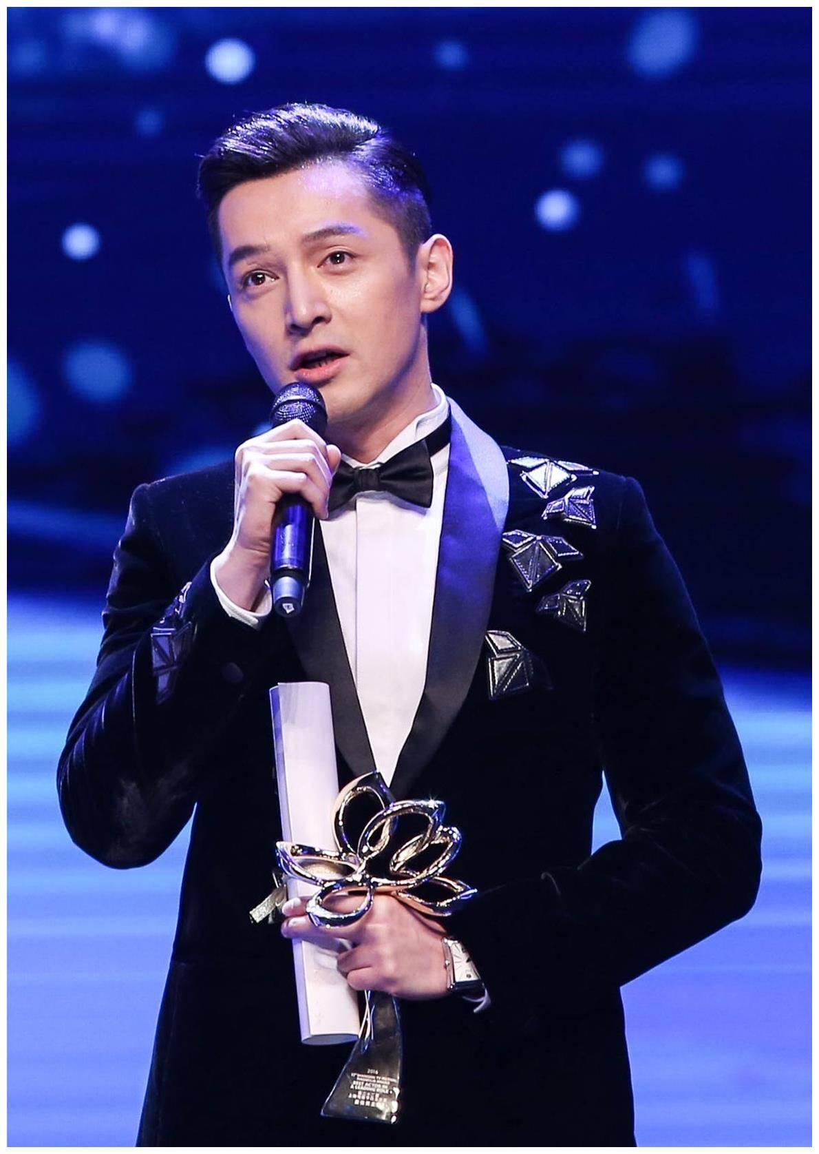 《伪装者》播出9年,8位主演的差距已拉开,真红还是假红一目了然_胡歌