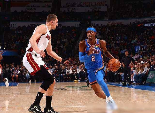 尽管thermal复印机因上场比赛负于独行侠而背靠背作战,但在上半场的