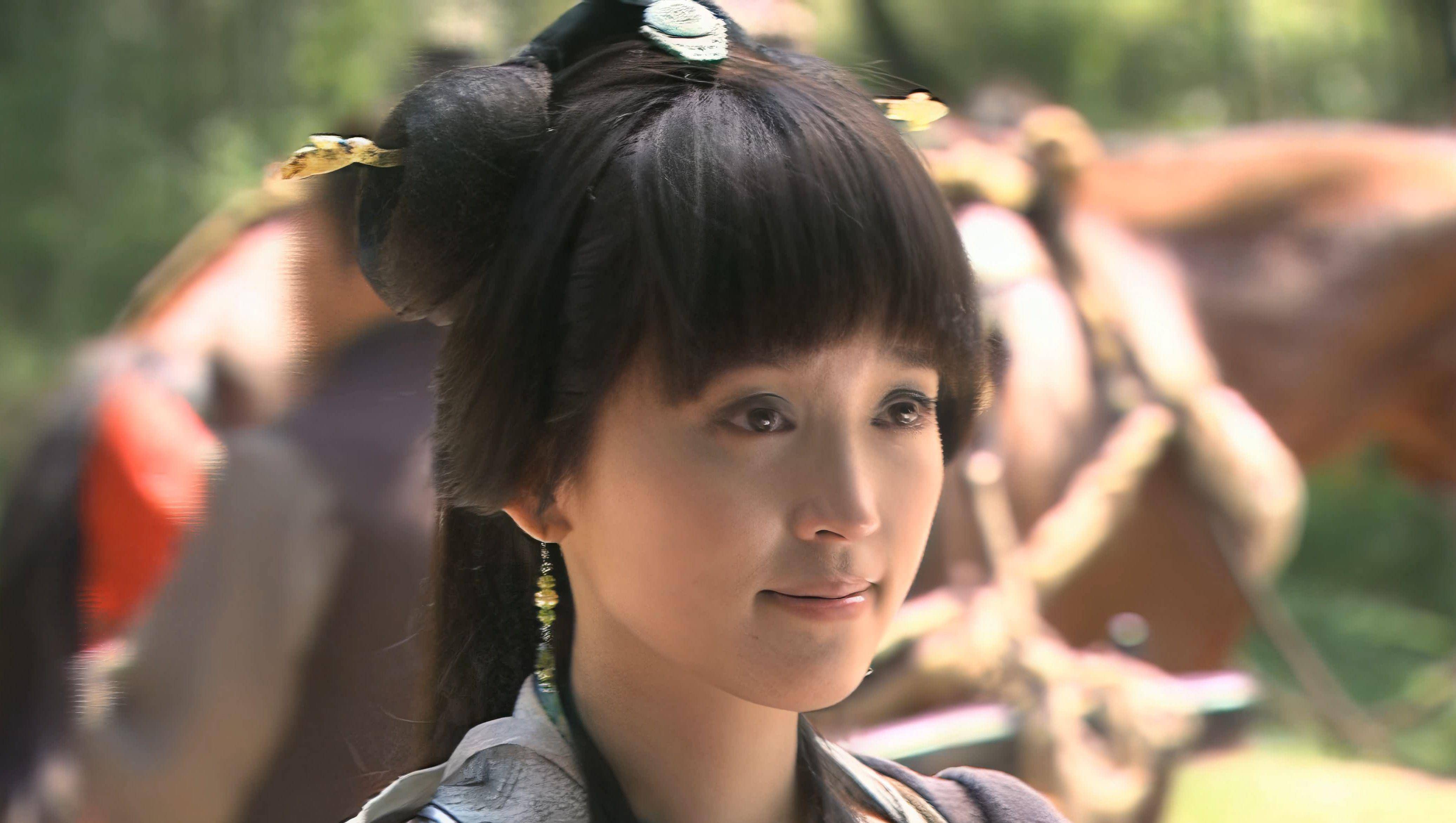 金莎是第三个上去表演的,她很慌,担心自己演不出跟高海宁,黄龄的不同