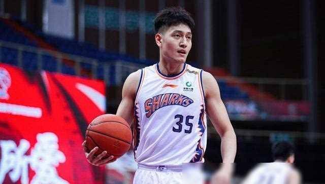 原创水货海归范子铭替补只打一场5年两次转会北京队乱花钱