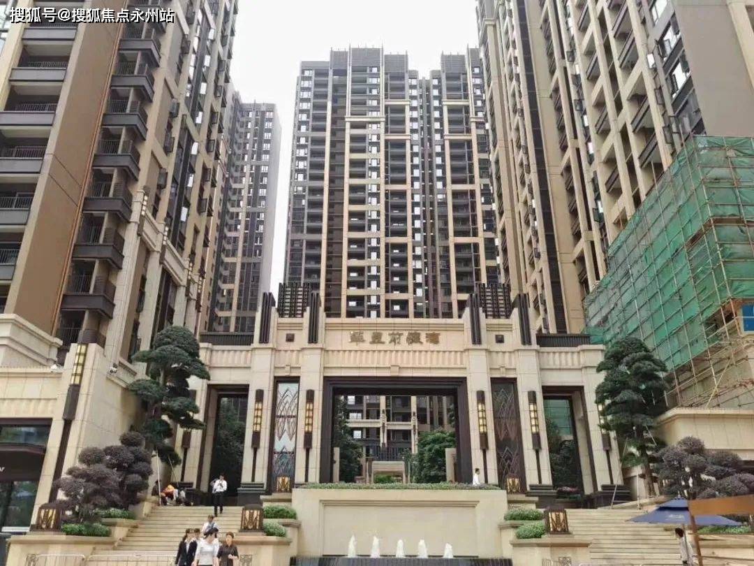 深圳宝安华丰前海湾售楼处电话华丰前海湾24小时服务热线售楼处地址