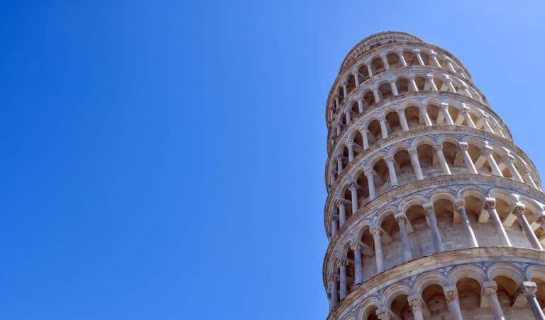比萨斜塔为是斜的是工程质量问题还是有意为之
