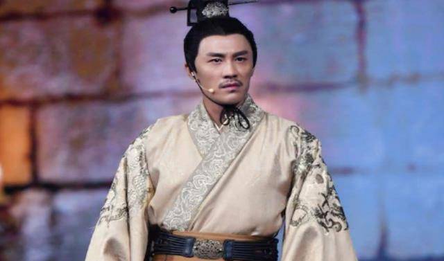 当时刘氏一族四分五裂,决定赌一把的王昌先去拜见了赵缪王之子刘林.