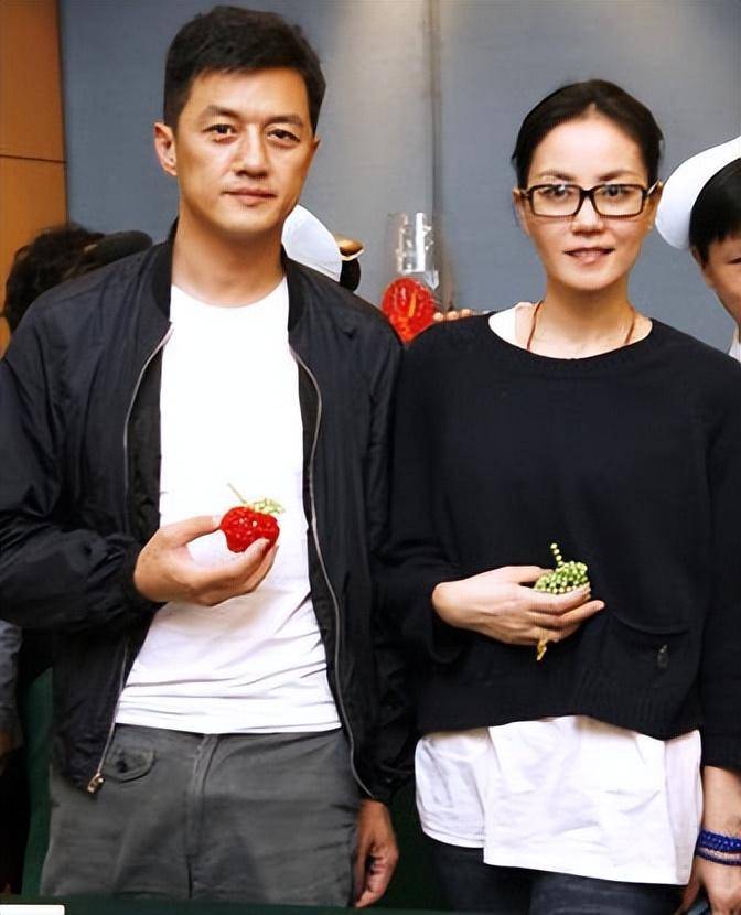 嘴唇疤痕消失,气质像王菲,却被吐槽不如姐姐_李亚鹏_网友_照片