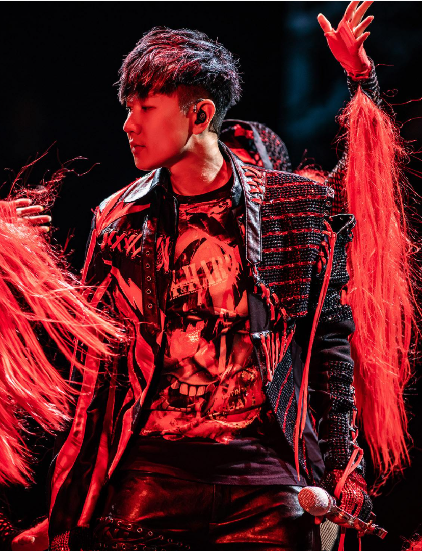 林俊杰人气急剧上升坦言不要拿我和周杰伦相比