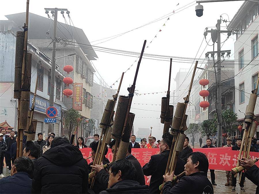 贵州省从江县庆云镇好男儿志在四方再次入伍踏军营