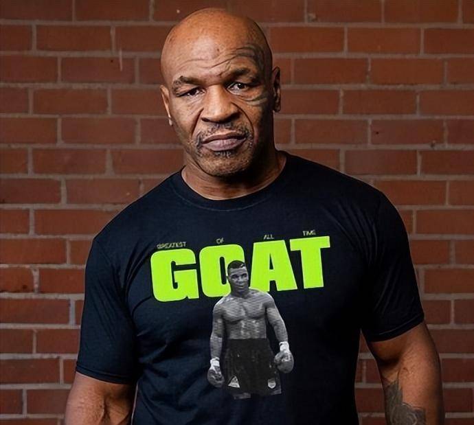 休斯补充说,如果泰森为复出之战进行过度训练,他可能会面临多种心脏病