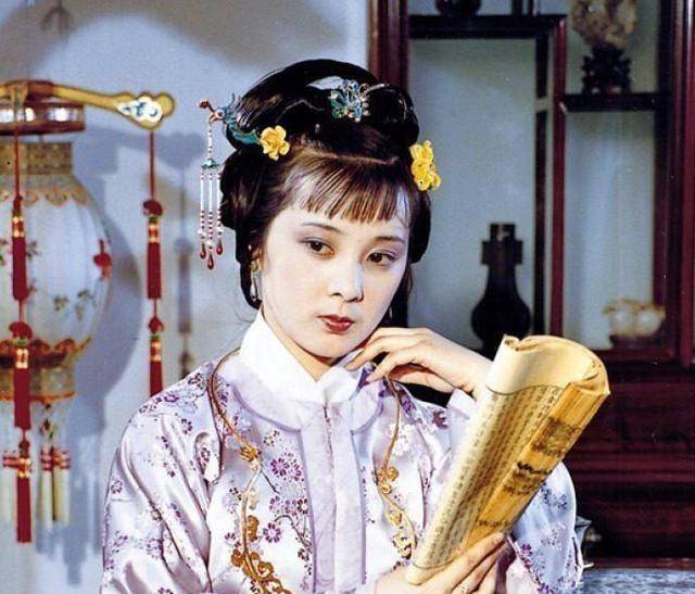 再读《红楼梦》:贾迎春为什么是木头一般的性格?