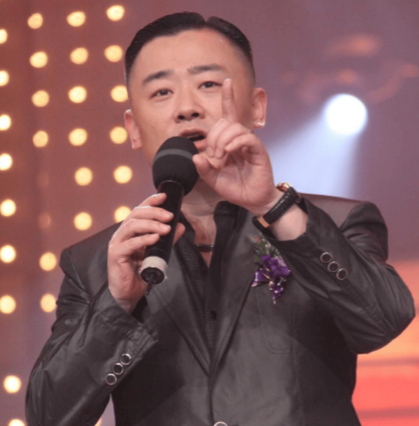 消失六年的周立波不归路上的脱口秀天才如今怎样了