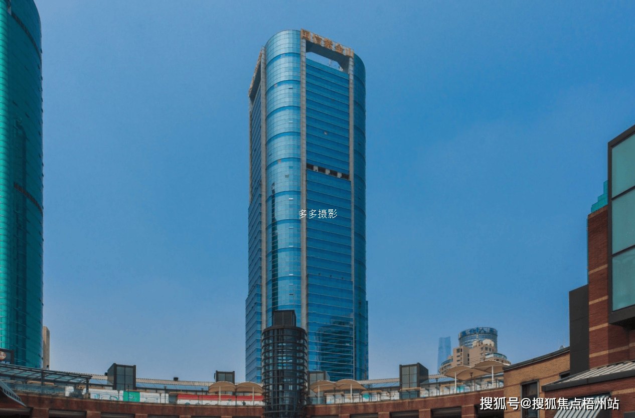 上海江苏大厦联合办公租120人工位精装修交通便利可注册