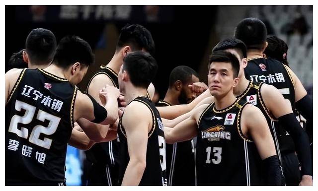 原创辽宁篮球遭遇挑战杨鸣战术失误引援成疑球队薄弱环节暴露
