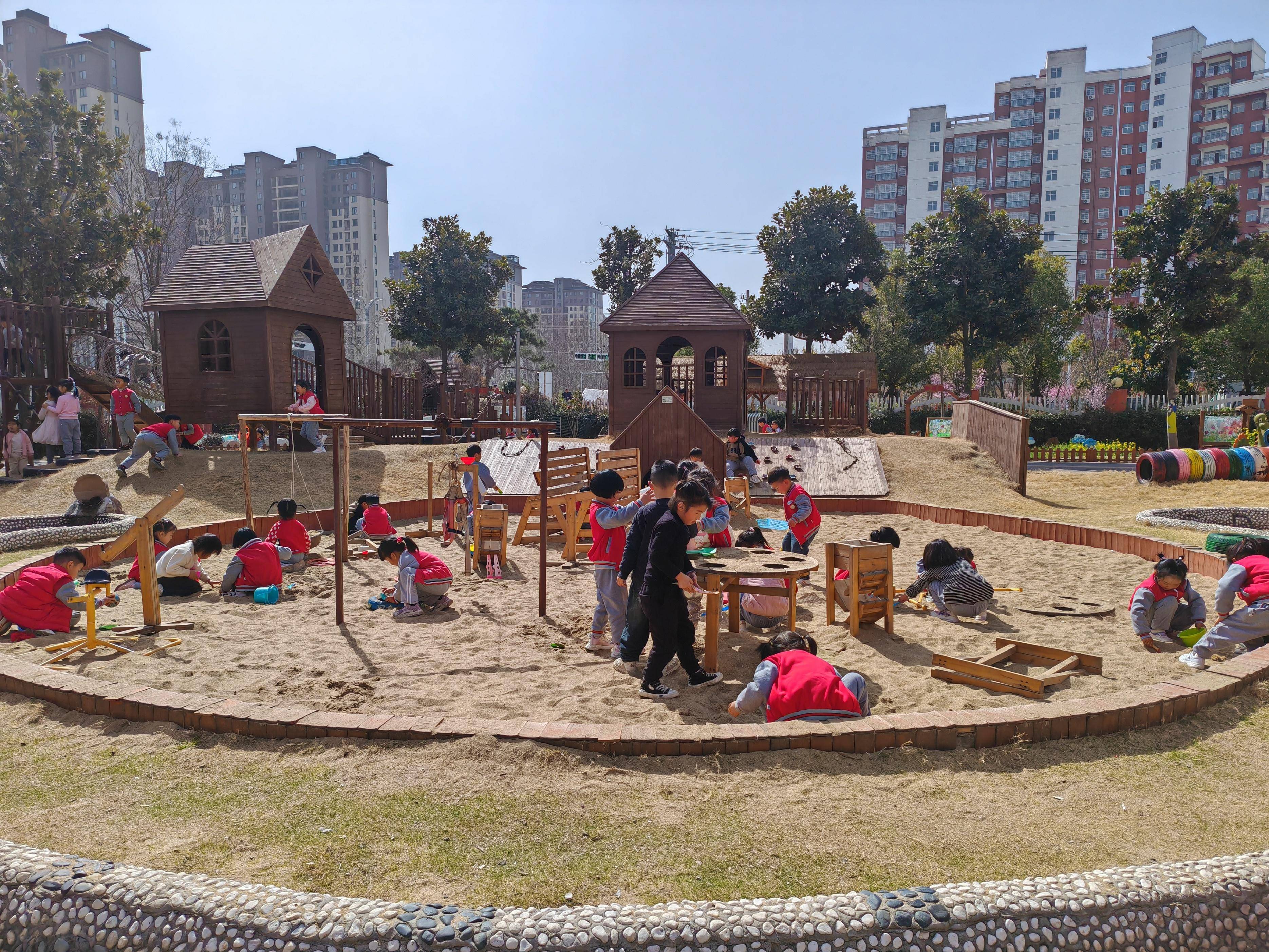 喜讯平舆县县直幼儿园被评为河南省示范幼儿园