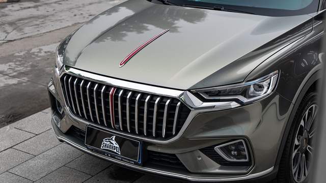 红旗hs5改七彩镭射灰,渐变的红旗真的,绝了!_搜狐汽车_搜狐网