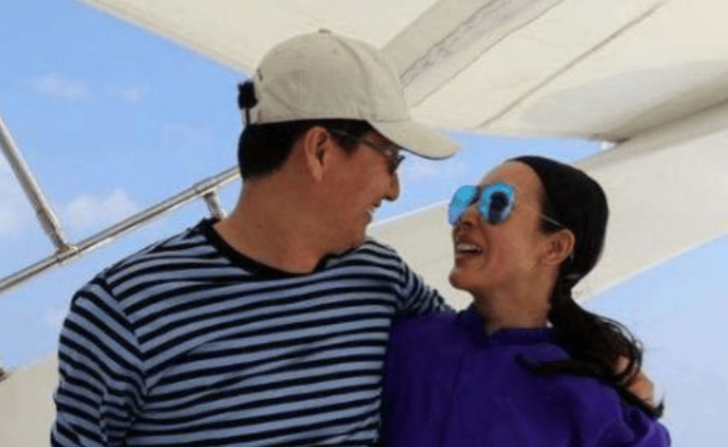 随着北京奥运盛事的来临,孙悦参与主题歌的录制,并成为奥运火炬手,她